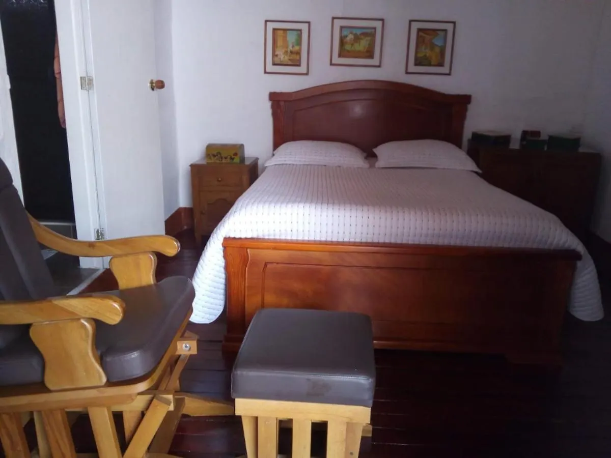 Casa Patrimonial Abejorral - Casa Gasama Apartment 0*,  Colombia
